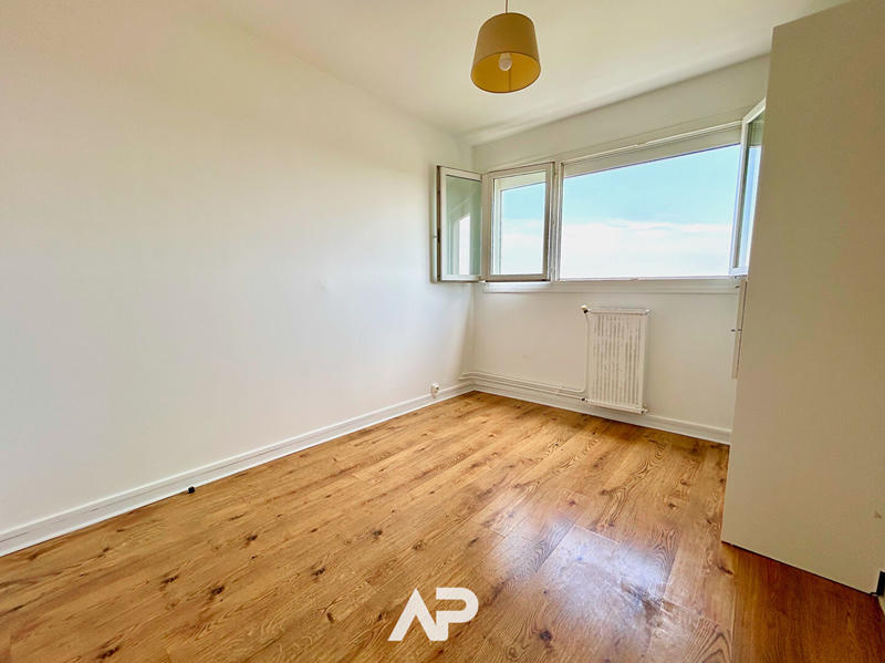 Appartement - 74 m² - 4 pièces