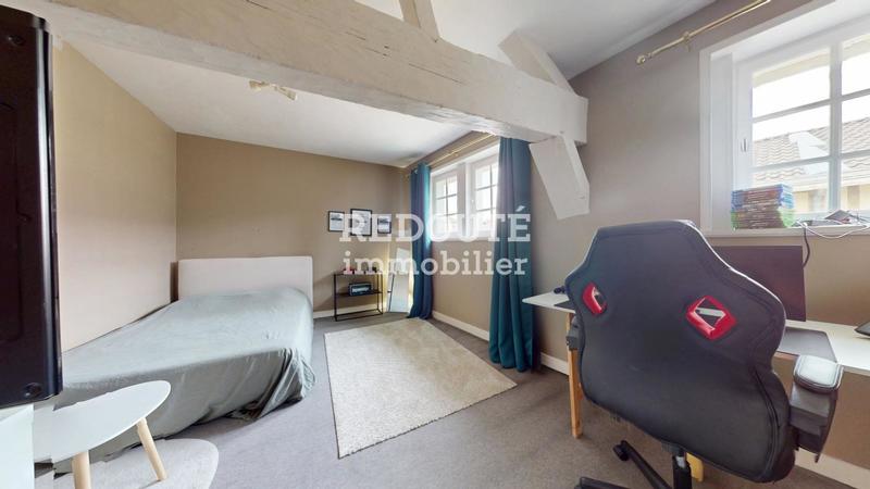 Propriété - 290 m² - 9 pièces