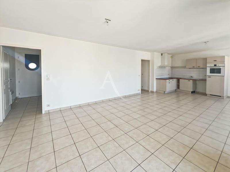 Appartement - 66 m² - 3 pièces