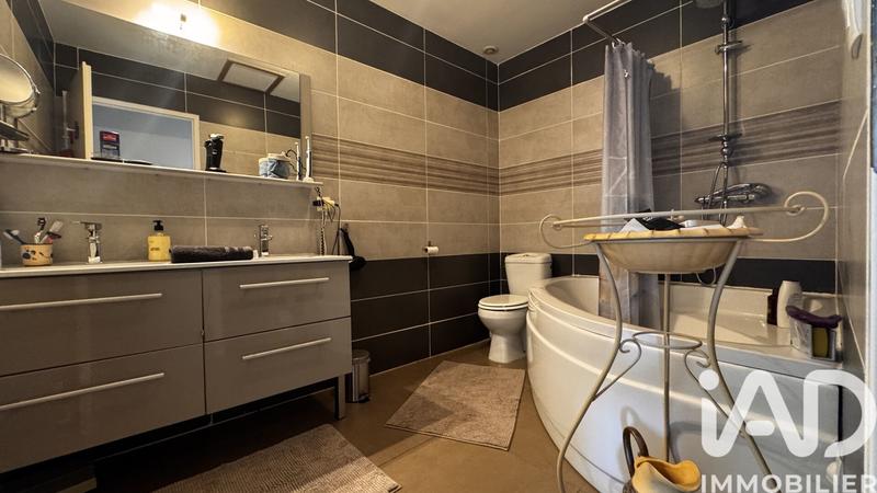 Maison - 125 m² - 5 pièces