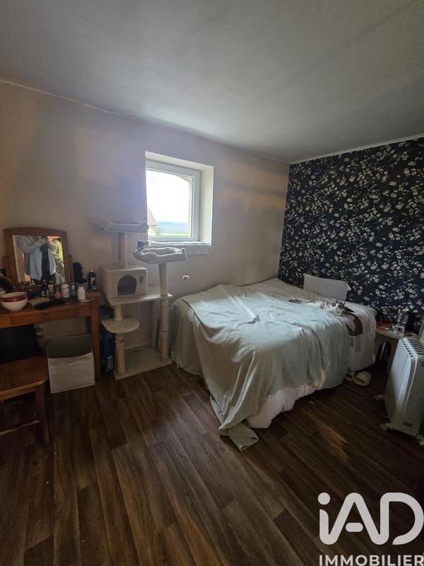 Maison - 203 m² - 9 pièces