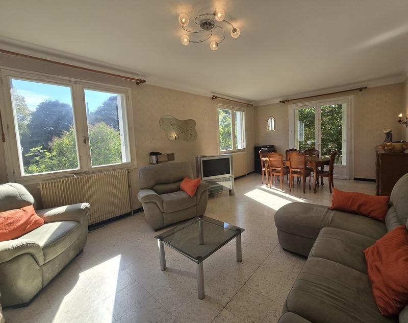 Maison - 131 m² - 6 pièces