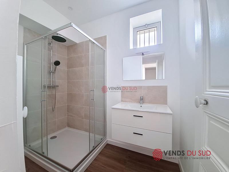 Appartement - 65 m² - 2 pièces