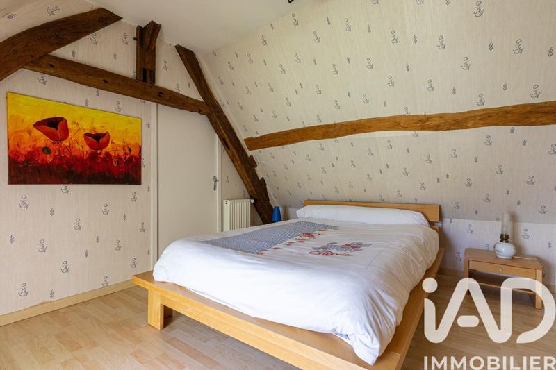 Maison - 210 m² - 8 pièces