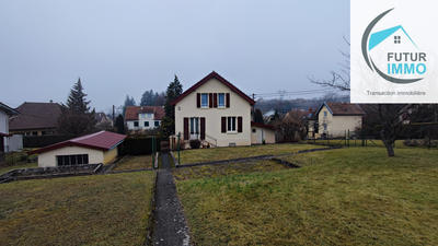 Maison - 104 m² - 5 pièces