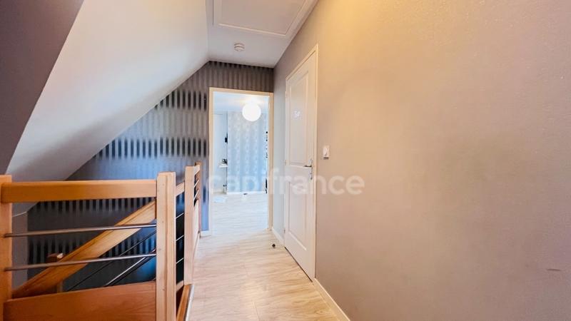 Maison - 107 m² - 5 pièces