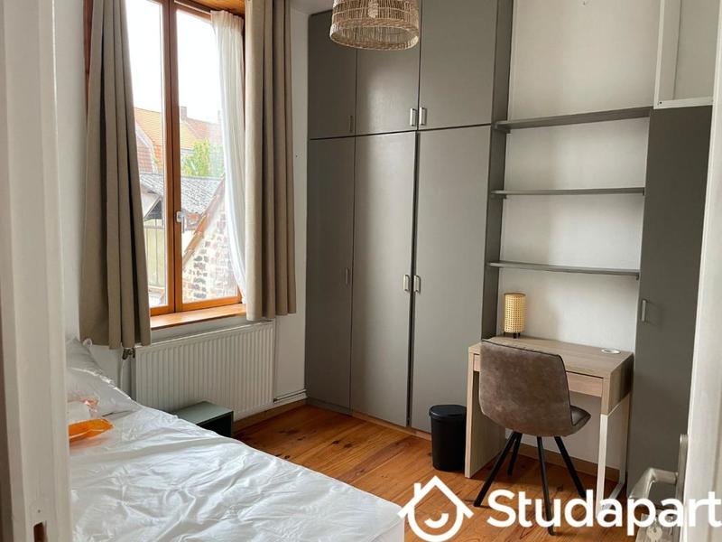 Chambre - 13 m² - 1 pièce