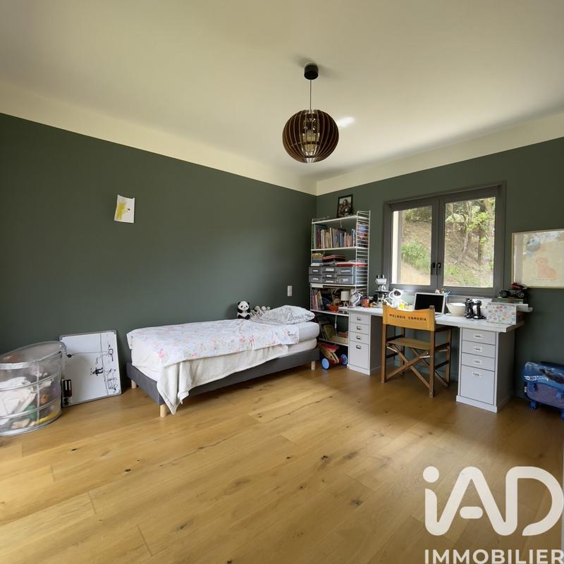 Maison - 159 m² - 5 pièces