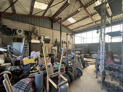 Entrepôt - 200 m² - 2 pièces