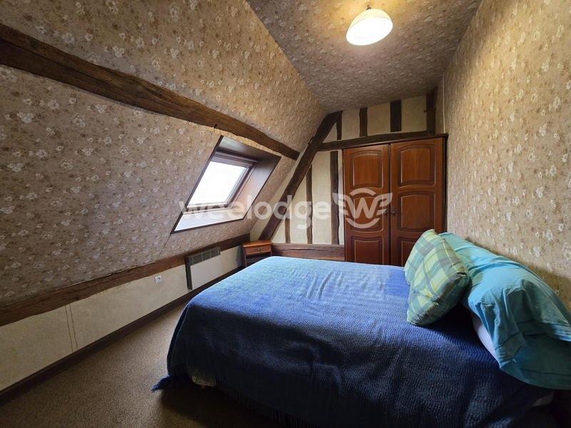 Maison ancienne - 188 m² - 8 pièces