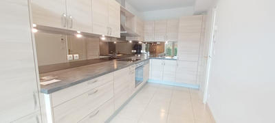 Appartement - 99 m² - 3 pièces