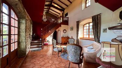 Maison de village - 140 m² - 6 pièces