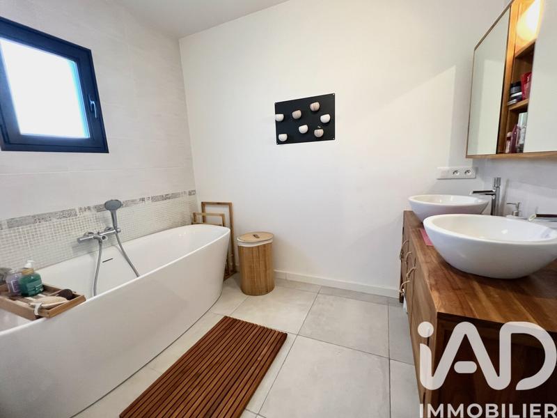 Maison - 170 m² - 7 pièces