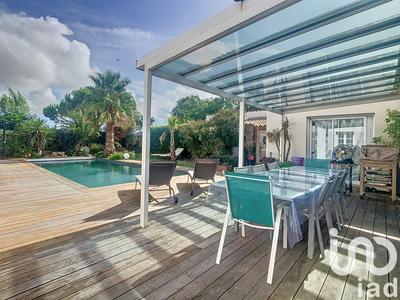 Maison - 211 m² - 7 pièces