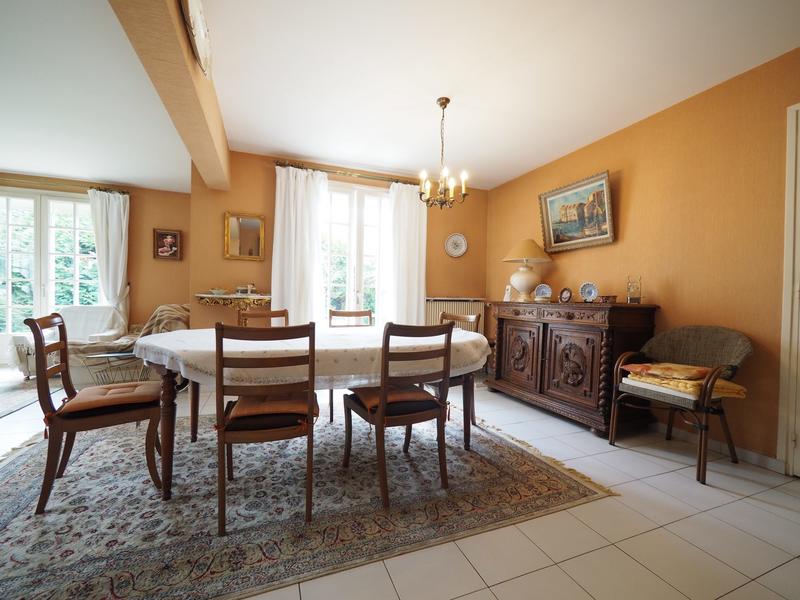 Maison - 190 m² - 5 pièces