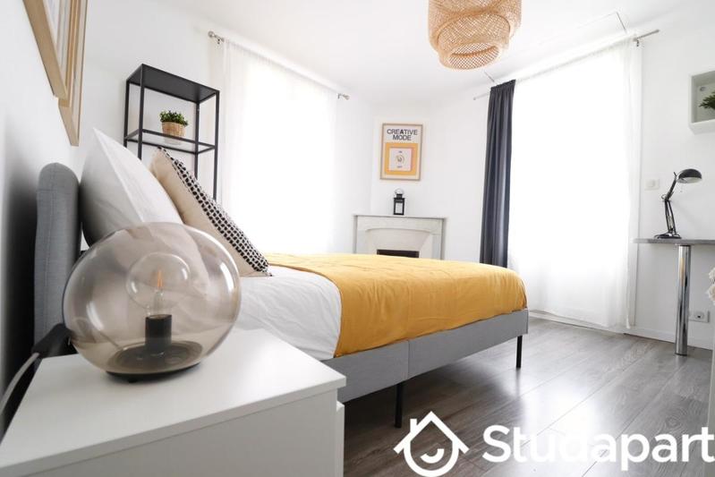 Chambre - 10 m² - 1 pièce