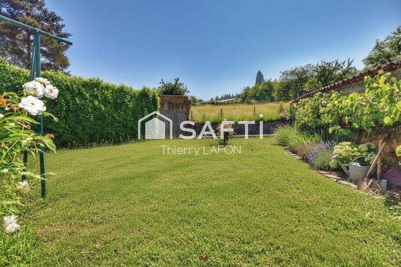 Maison - 200 m² - 8 pièces