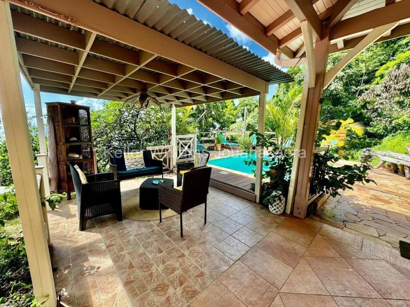 Villa - 239 m² - 3 pièces