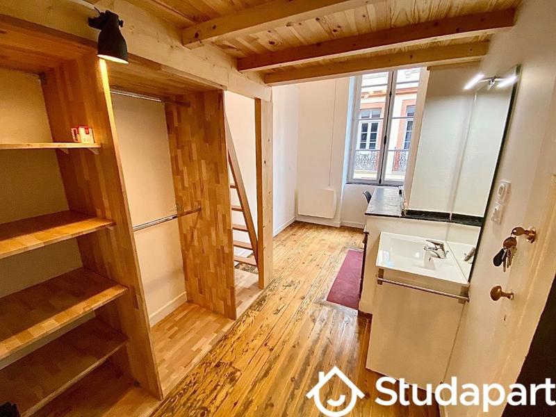 Chambre - 13 m² - 1 pièce