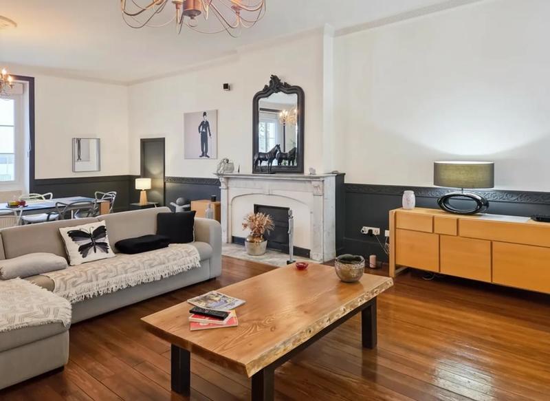 Appartement - 197 m² - 5 pièces