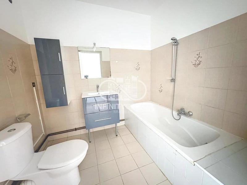 Appartement - 65 m² - 2 pièces