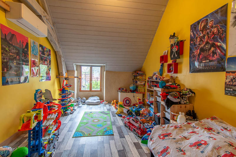 Maison - 160 m² - 7 pièces