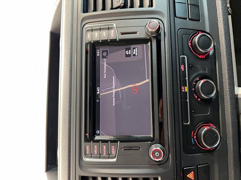 Volkswagen Transporter Fourgon Fgn Tole L1h1 2.0 Tdi 204 Business Line