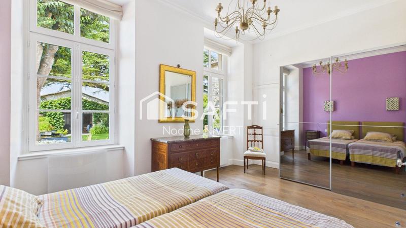 Maison de maîtres - 310 m² - 7 pièces