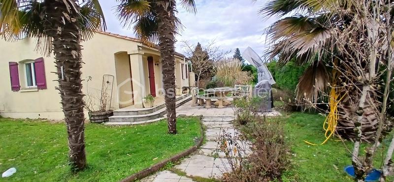 Maison - 93 m² - 4 pièces