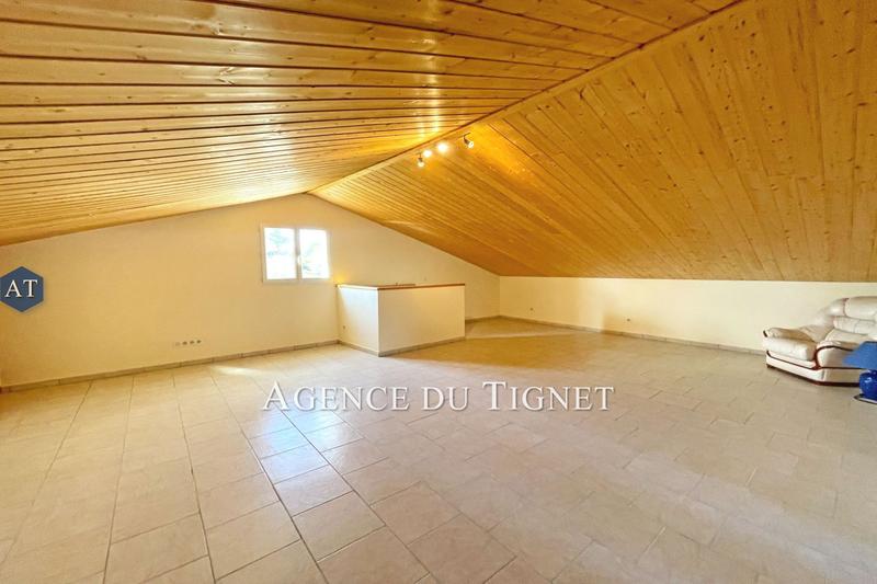 Appartement - 142 m² - 6 pièces