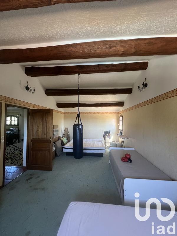 Maison - 200 m² - 7 pièces