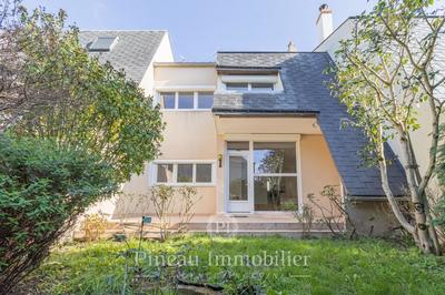 Maison - 103 m² - 5 pièces