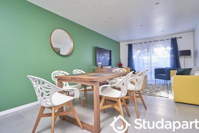 Chambre - 10 m² - 1 pièce