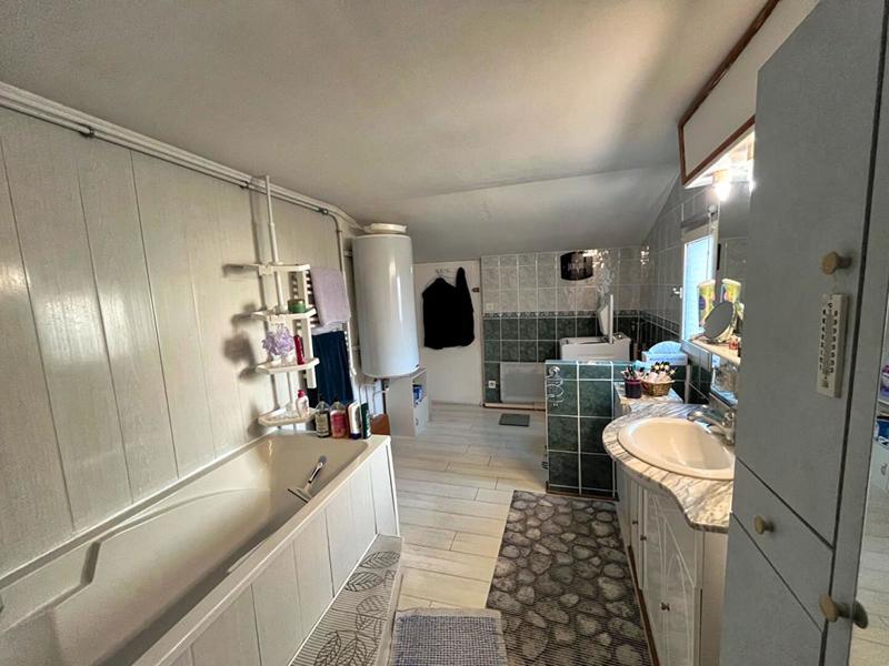 Maison de ville - 121 m² - 6 pièces