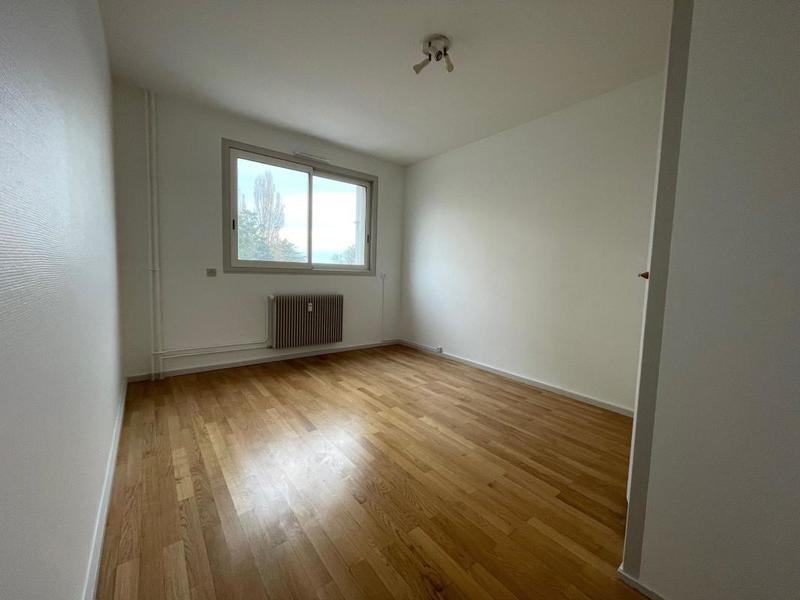 Appartement - 77 m² - 3 pièces