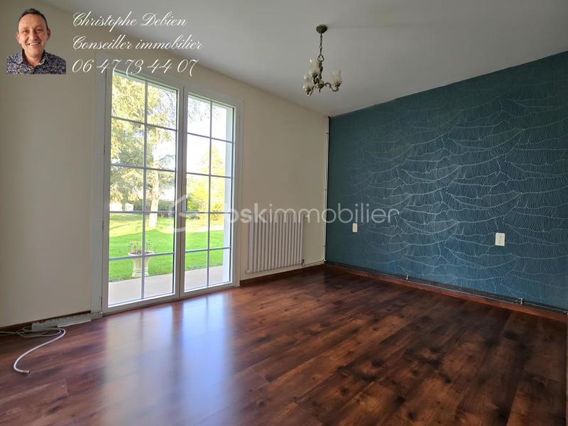 Maison traditionnelle - 137 m² - 5 pièces