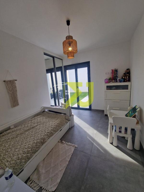 Maison - 103 m² - 4 pièces