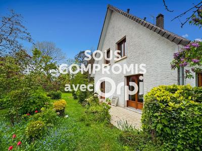 Maison - 175 m² - 8 pièces