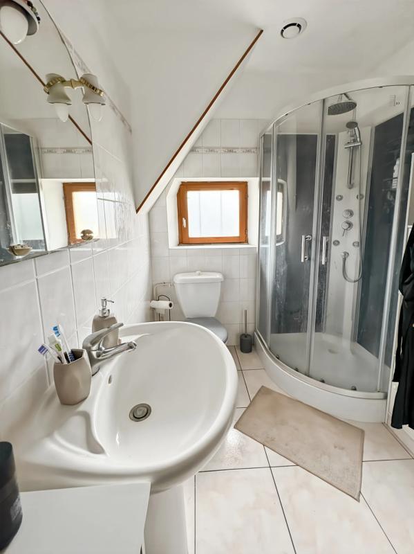 Maison - 100 m² - 6 pièces