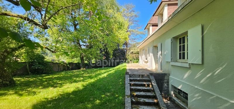 Maison - 175 m² - 7 pièces