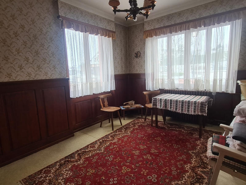 Maison - 187 m² - 8 pièces