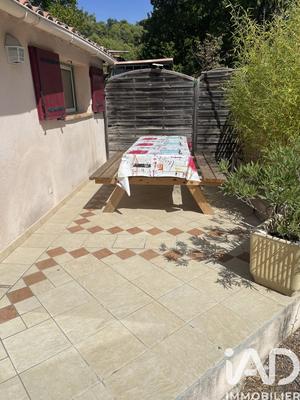 Maison - 105 m² - 5 pièces