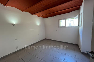 Maison - 94 m² - 3 pièces