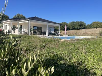 Maison - 120 m² - 4 pièces