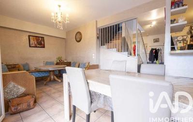 Maison - 86 m² - 5 pièces