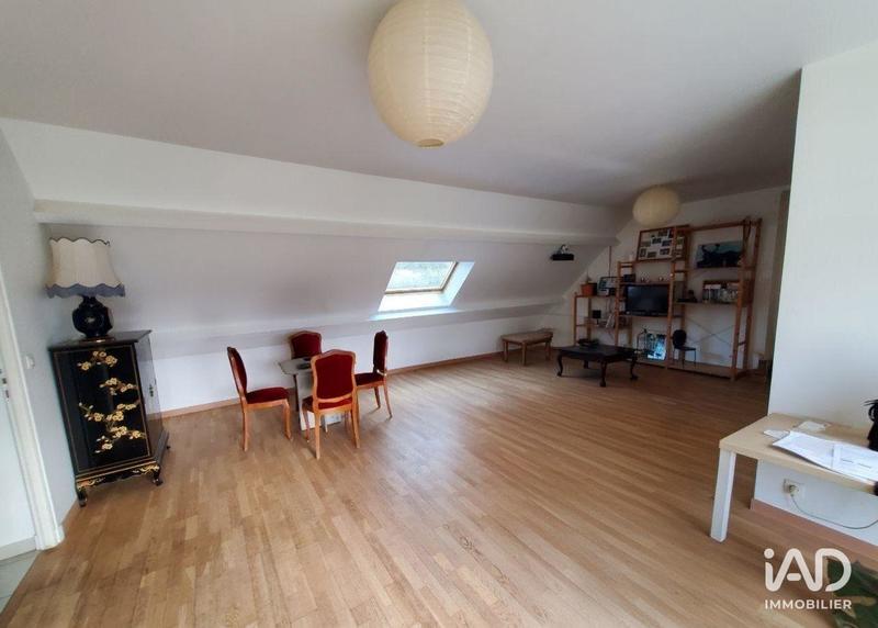 Maison - 213 m² - 5 pièces