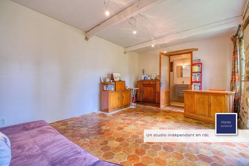 Maison ancienne - 235 m² - 7 pièces