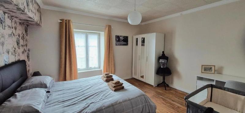 Maison de village - 164 m² - 9 pièces