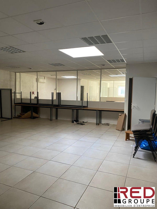 Bureau - 300 m²