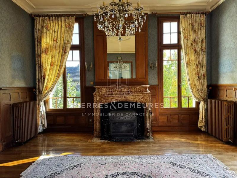 Maison de village - 231 m² - 7 pièces